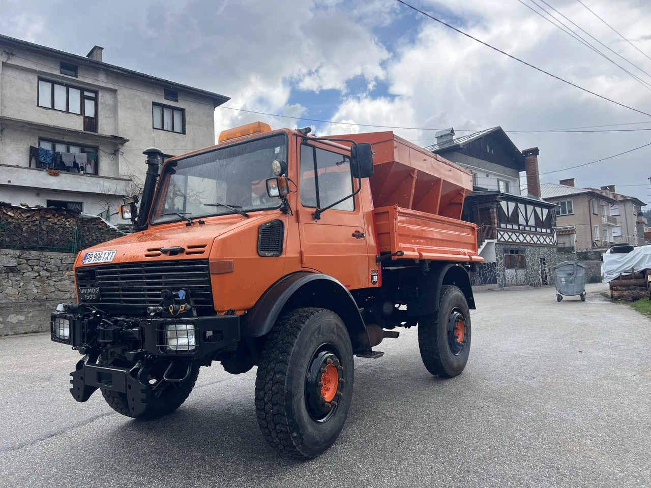 Mercedes-Benz UNIMOG U1500, 4х4, Самосвал - Engin de déneigement: photos 2 Mercedes-Benz UNIMOG U1500, 4х4, Самосвал - Engin de déneigement: photos 2