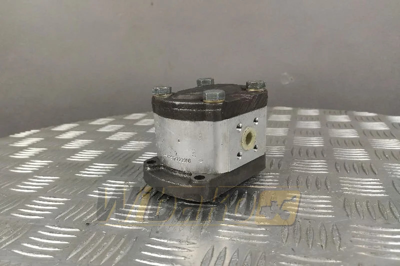 Bosch 1517222296 - Pompe hydraulique pour Engins de chantier: photos 1 Bosch 1517222296 - Pompe hydraulique pour Engins de chantier: photos 1