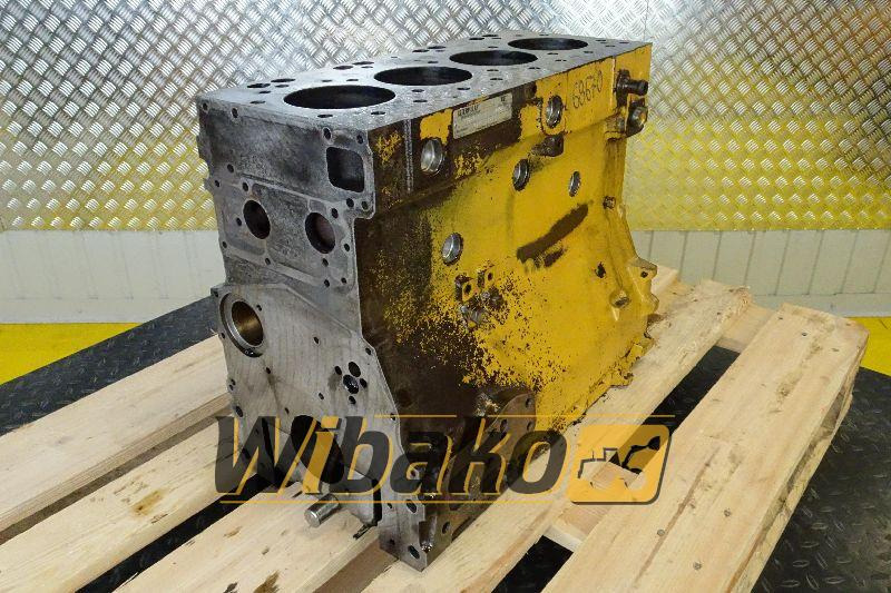 Crankcase for engine Caterpillar 3054T 6I3874 - Carter pour Engins de chantier: photos 1 Crankcase for engine Caterpillar 3054T 6I3874 - Carter pour Engins de chantier: photos 1