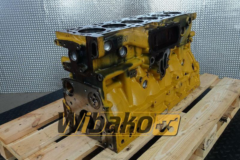Crankcase for engine Caterpillar C6.6 3711K08A/3 - Carter pour Engins de chantier: photos 1 Crankcase for engine Caterpillar C6.6 3711K08A/3 - Carter pour Engins de chantier: photos 1