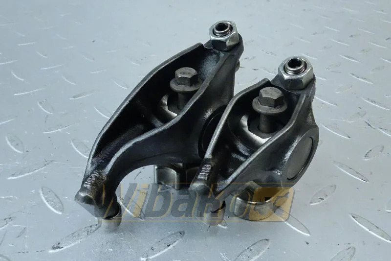 Cummins 4995602 - Culasse pour Engins de chantier: photos 1 Cummins 4995602 - Culasse pour Engins de chantier: photos 1