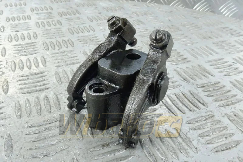 Deutz 04195922 - Culasse pour Engins de chantier: photos 1 Deutz 04195922 - Culasse pour Engins de chantier: photos 1