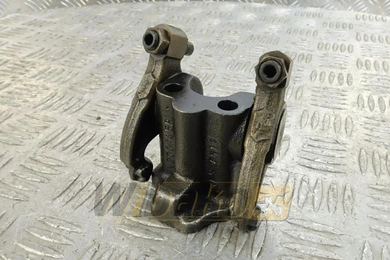 Deutz 04515734 - Culasse pour Engins de chantier: photos 1 Deutz 04515734 - Culasse pour Engins de chantier: photos 1