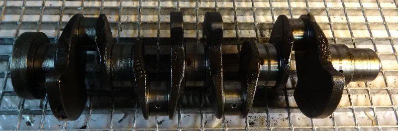 Deutz F4L1011 - Vilebrequin pour Engins de chantier: photos 1 Deutz F4L1011 - Vilebrequin pour Engins de chantier: photos 1