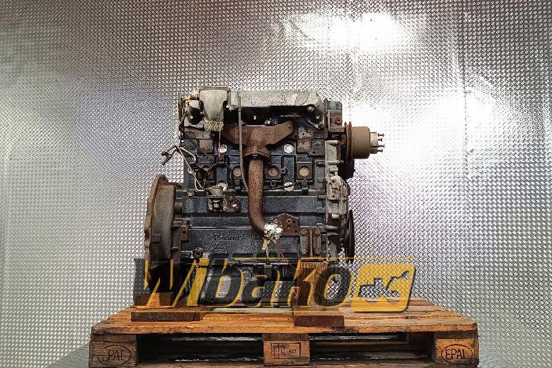 Engine Perkins 1004-4 AA - Moteur pour Engins de chantier: photos 3 Engine Perkins 1004-4 AA - Moteur pour Engins de chantier: photos 3