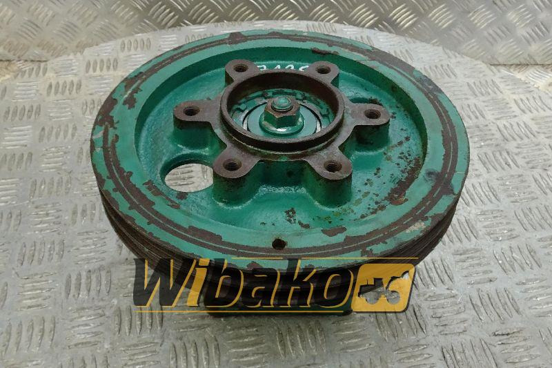 Fan drive Volvo 4777116 - Ventilateur pour Engins de chantier: photos 1 Fan drive Volvo 4777116 - Ventilateur pour Engins de chantier: photos 1