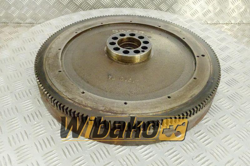 Flywheel for engine Mercedes OM421A 4010320201 - Volant moteur pour Engins de chantier: photos 1 Flywheel for engine Mercedes OM421A 4010320201 - Volant moteur pour Engins de chantier: photos 1