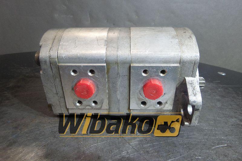 Gear pump Poclain 10992682 U3943552 - Pompe hydraulique pour Engins de chantier: photos 2 Gear pump Poclain 10992682 U3943552 - Pompe hydraulique pour Engins de chantier: photos 2