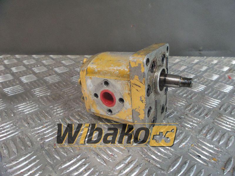 Gear pump Sundstrand TFP200/14.5S,C001/5D - Pompe hydraulique pour Engins de chantier: photos 1 Gear pump Sundstrand TFP200/14.5S,C001/5D - Pompe hydraulique pour Engins de chantier: photos 1