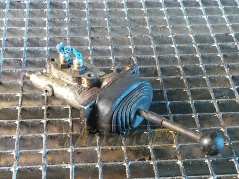 Gresen L128017 - Valve hydraulique pour Engins de chantier: photos 1 Gresen L128017 - Valve hydraulique pour Engins de chantier: photos 1