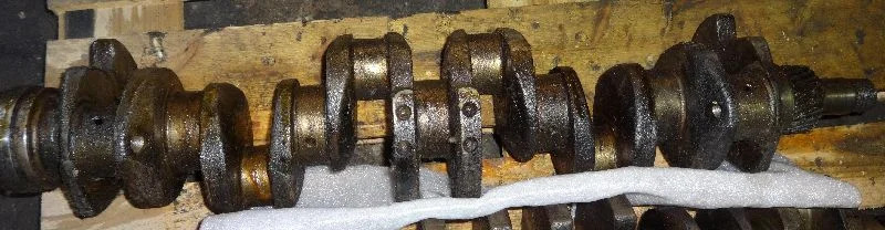 Isuzu 6BD1 - Vilebrequin pour Engins de chantier: photos 1 Isuzu 6BD1 - Vilebrequin pour Engins de chantier: photos 1