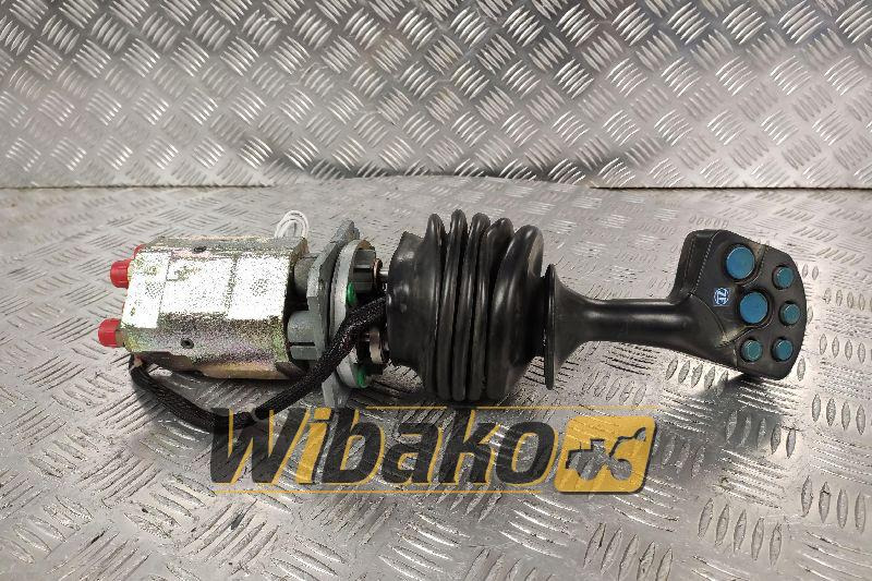 Joystick O&K L45.5 - Cabine et intérieur pour Engins de chantier: photos 1 Joystick O&K L45.5 - Cabine et intérieur pour Engins de chantier: photos 1
