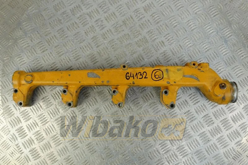 Liebherr 9269799 - Collecteur d'admission pour Engins de chantier: photos 1 Liebherr 9269799 - Collecteur d'admission pour Engins de chantier: photos 1