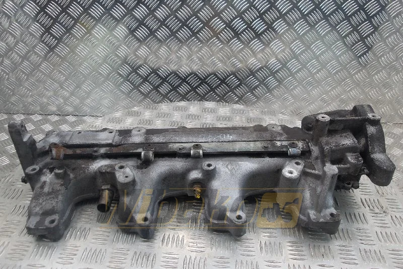 Liebherr D934 10117070 - Collecteur d'admission pour Engins de chantier: photos 1 Liebherr D934 10117070 - Collecteur d'admission pour Engins de chantier: photos 1