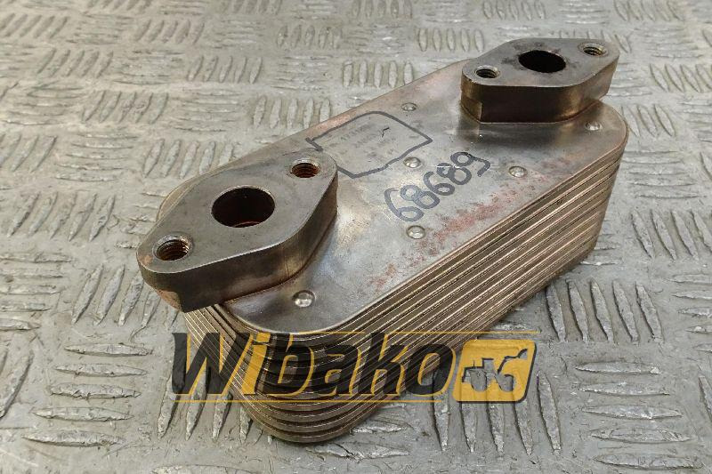 Oil cooler Perkins 2486A217 - Radiateur d'huile pour Engins de chantier: photos 1 Oil cooler Perkins 2486A217 - Radiateur d'huile pour Engins de chantier: photos 1
