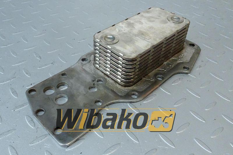 Oil cooler for engine Cummins QSB6.7 3975818 - Radiateur d'huile pour Engins de chantier: photos 1 Oil cooler for engine Cummins QSB6.7 3975818 - Radiateur d'huile pour Engins de chantier: photos 1