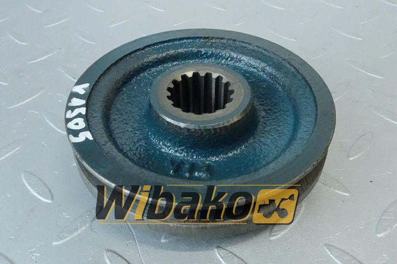 Pulley for engine Kubota V1505 16271-74280 - Moteur et pièces pour Engins de chantier: photos 1 Pulley for engine Kubota V1505 16271-74280 - Moteur et pièces pour Engins de chantier: photos 1