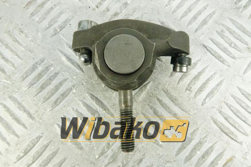 Rocker arm Cummins 3964797 - Culasse pour Engins de chantier: photos 1 Rocker arm Cummins 3964797 - Culasse pour Engins de chantier: photos 1