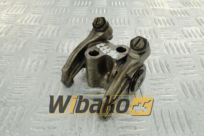 Rocker arm for engine Mercedes OM421A 04030550610 - Culasse pour Engins de chantier: photos 1 Rocker arm for engine Mercedes OM421A 04030550610 - Culasse pour Engins de chantier: photos 1