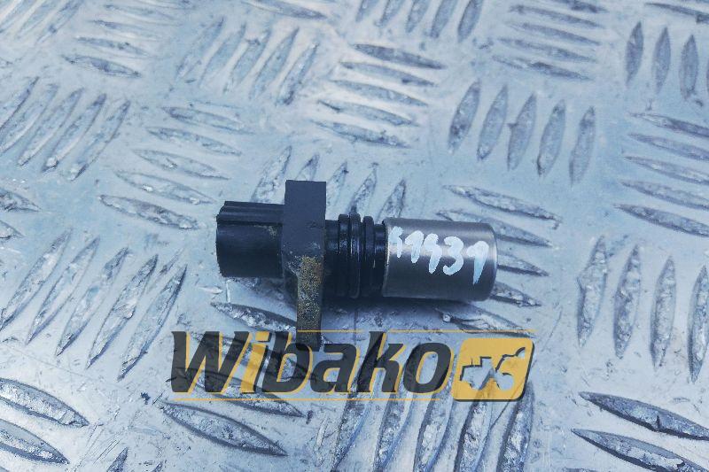 Rotation sensor Engine / Motor Komatsu SAA6D125E-3 6217-81-9210/029600-05709C19 - Capteur pour Engins de chantier: photos 1 Rotation sensor Engine / Motor Komatsu SAA6D125E-3 6217-81-9210/029600-05709C19 - Capteur pour Engins de chantier: photos 1