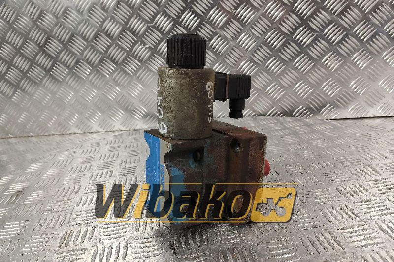 Valves set Vickers DG4V50AMUH620 - Valve hydraulique pour Engins de chantier: photos 1 Valves set Vickers DG4V50AMUH620 - Valve hydraulique pour Engins de chantier: photos 1