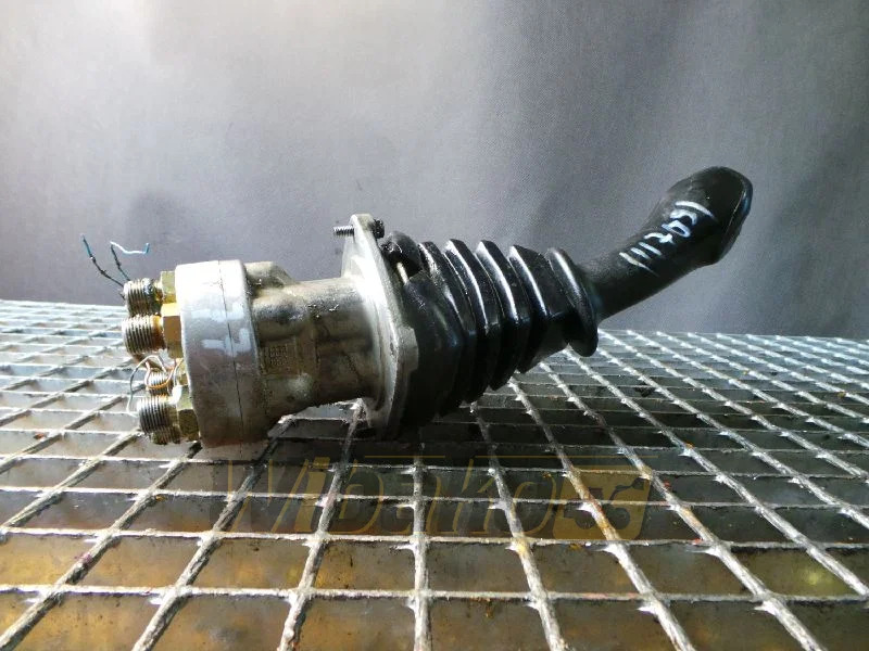 Volvo EV460BC - Valve hydraulique pour Engins de chantier: photos 1 Volvo EV460BC - Valve hydraulique pour Engins de chantier: photos 1