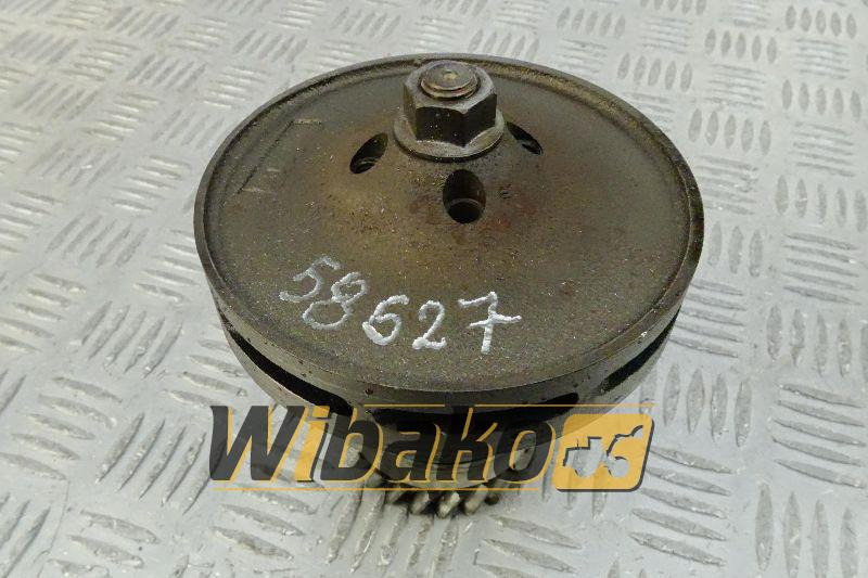 Water pump Liebherr 9077637 - Pompe à liquide de refroidissement pour Engins de chantier: photos 1 Water pump Liebherr 9077637 - Pompe à liquide de refroidissement pour Engins de chantier: photos 1