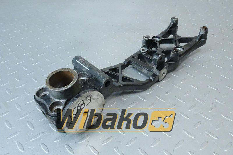 Wspornik alternatora Cummins 3260169 - Alternateur pour Engins de chantier: photos 1 Wspornik alternatora Cummins 3260169 - Alternateur pour Engins de chantier: photos 1