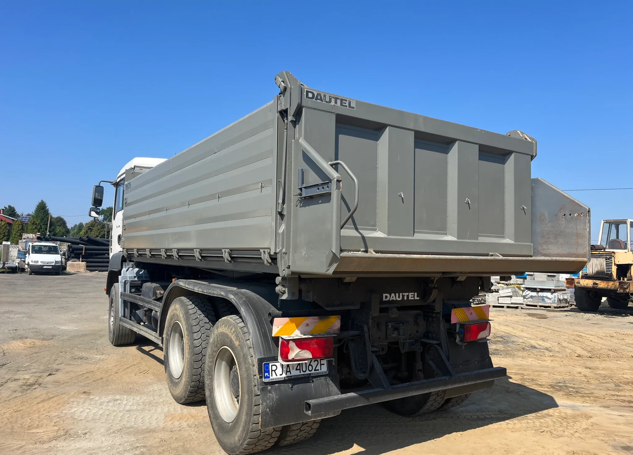 MAN TGA 33.390 - Camion benne: photos 3 MAN TGA 33.390 - Camion benne: photos 3
