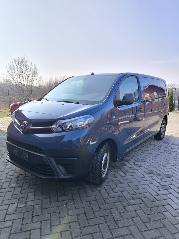 Toyota Proace - Fourgon utilitaire: photos 2 Toyota Proace - Fourgon utilitaire: photos 2