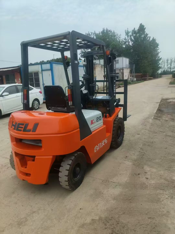 合力 2-ton - Nacelle ciseaux: photos 5 合力 2-ton - Nacelle ciseaux: photos 5
