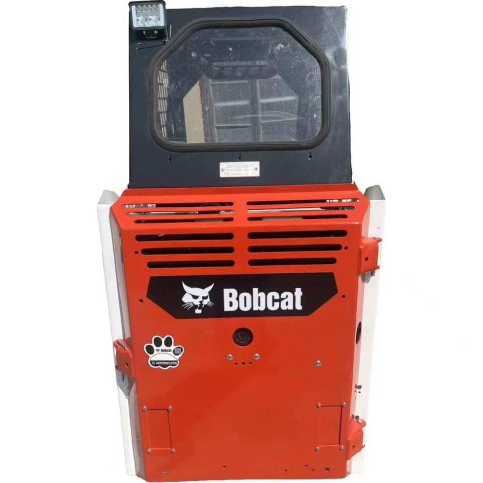 BOBCAT S70 - Mini chargeuse: photos 1 BOBCAT S70 - Mini chargeuse: photos 1