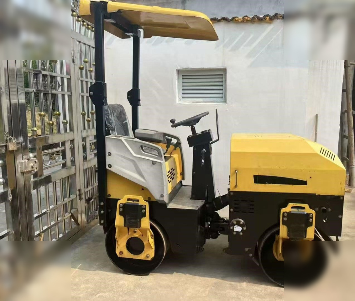 BOMAG BW80AD-3 - Compacteur: photos 3 BOMAG BW80AD-3 - Compacteur: photos 3