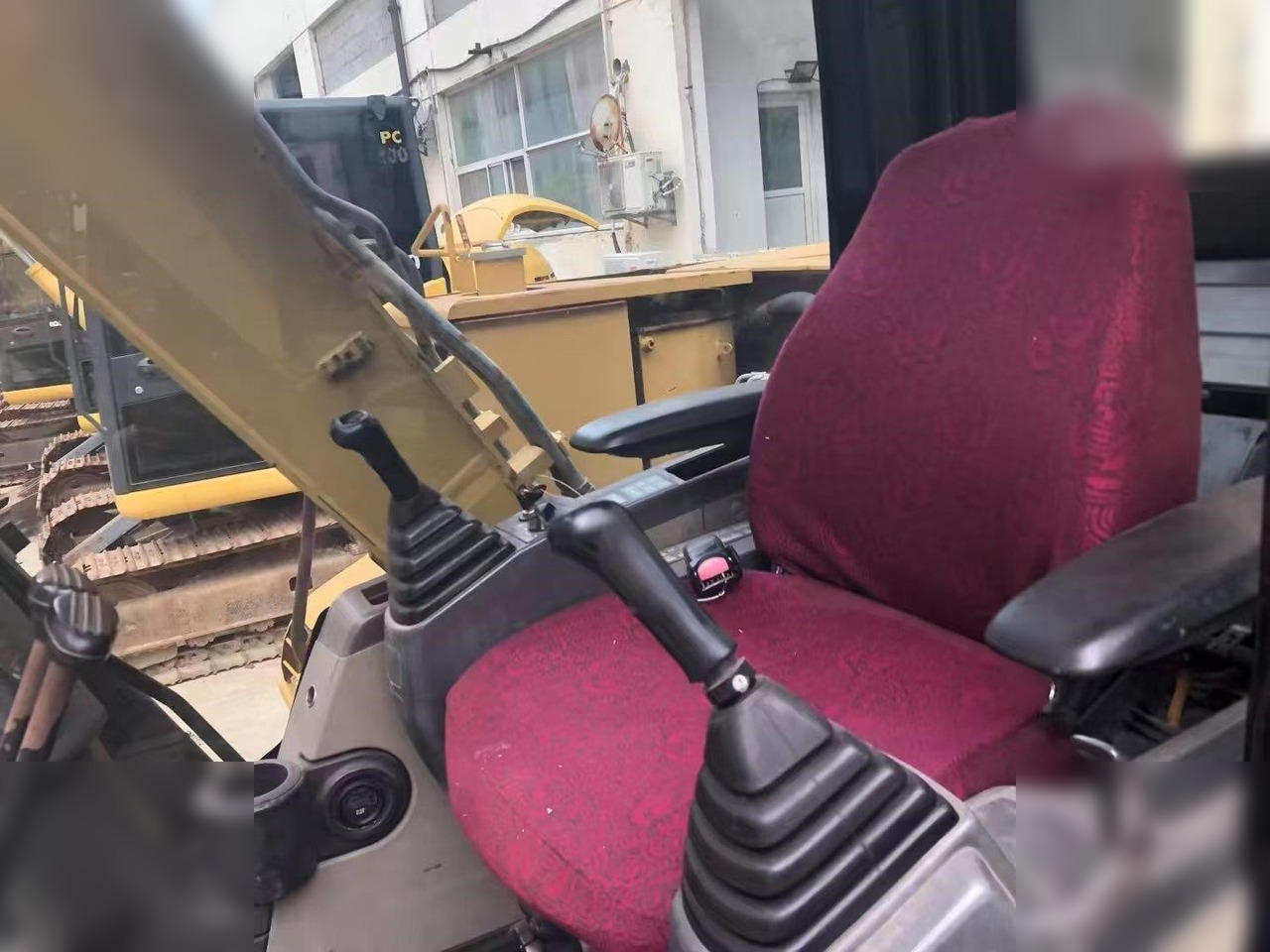 CATERPILLAR 307D - Pelle sur chenille: photos 4 CATERPILLAR 307D - Pelle sur chenille: photos 4