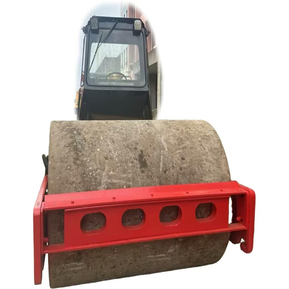 DYNAPAC CA30D - Chargeuse sur pneus: photos 1 DYNAPAC CA30D - Chargeuse sur pneus: photos 1