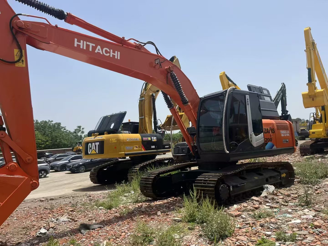HITACHI ZX200 - Pelle sur chenille: photos 3 HITACHI ZX200 - Pelle sur chenille: photos 3