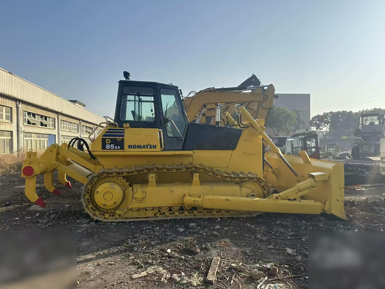 KOMATSU D85EX - Bulldozer: photos 3 KOMATSU D85EX - Bulldozer: photos 3