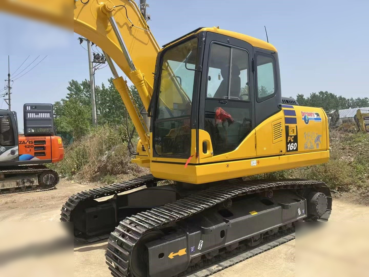 KOMATSU PC160 LC-7 - Pelle sur chenille: photos 1 KOMATSU PC160 LC-7 - Pelle sur chenille: photos 1