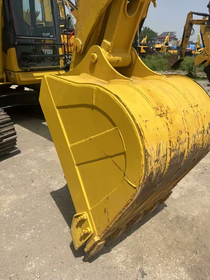 KOMATSU pc130-7 - Pelle sur chenille: photos 4 KOMATSU pc130-7 - Pelle sur chenille: photos 4