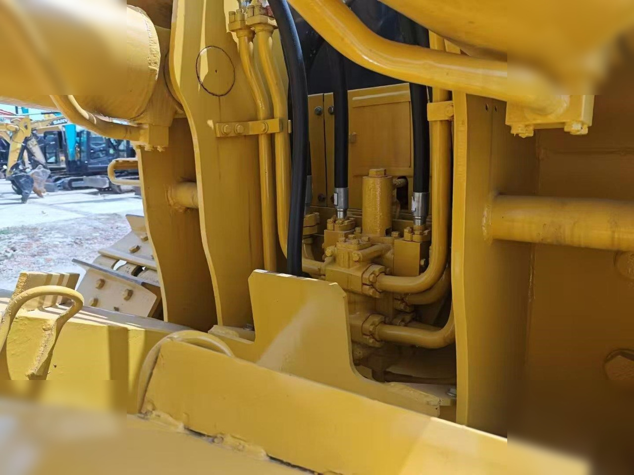 SHANTUI SD32 - Bulldozer: photos 2 SHANTUI SD32 - Bulldozer: photos 2