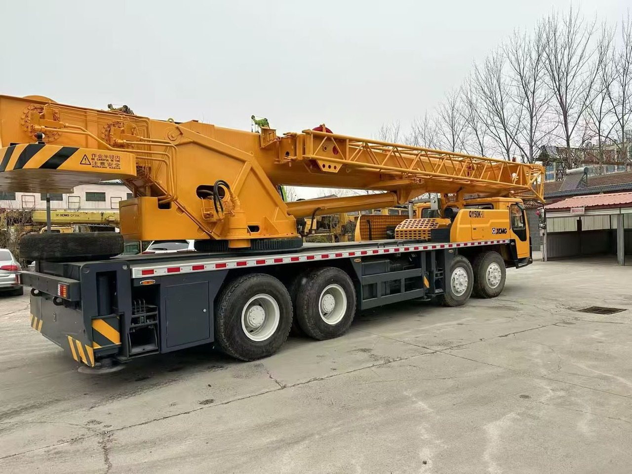 XCMG 50-ton - Grue mobile: photos 4 XCMG 50-ton - Grue mobile: photos 4