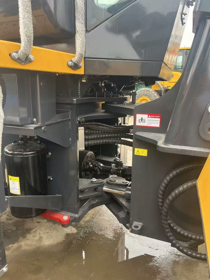 XCMG ZL50GN - Chargeuse sur pneus: photos 5 XCMG ZL50GN - Chargeuse sur pneus: photos 5