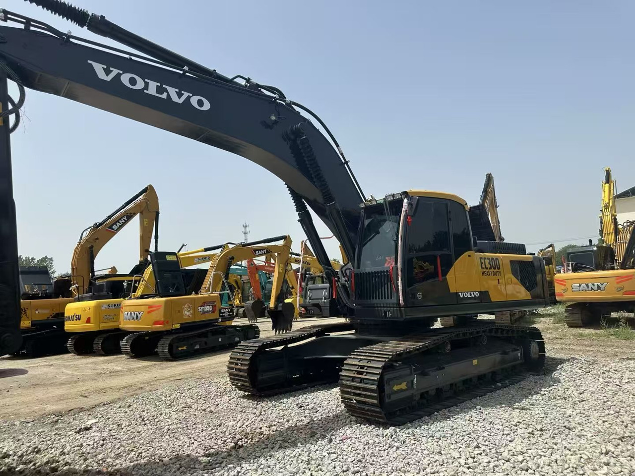 Volvo EC300 - Pelle sur chenille: photos 3 Volvo EC300 - Pelle sur chenille: photos 3