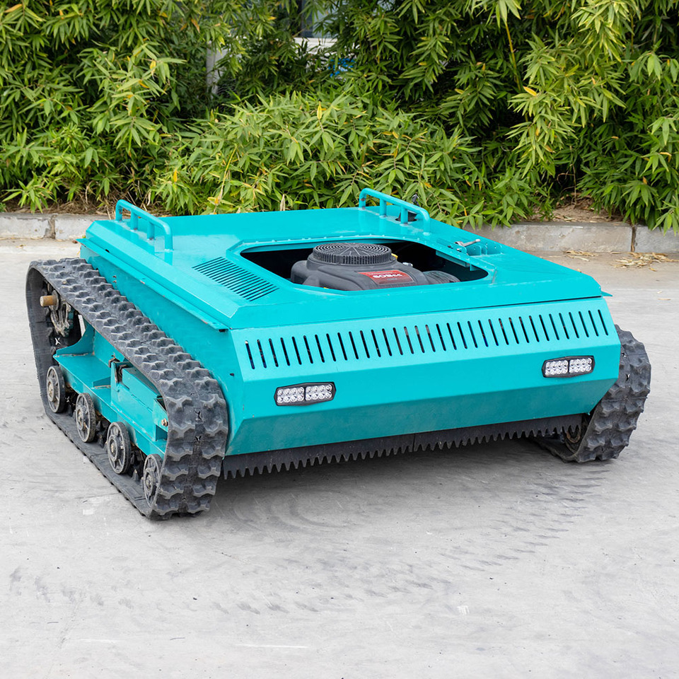 Petrol Powerful Lawn Mower for Farmland, Garden - Motofaucheuse: photos 1 Petrol Powerful Lawn Mower for Farmland, Garden - Motofaucheuse: photos 1