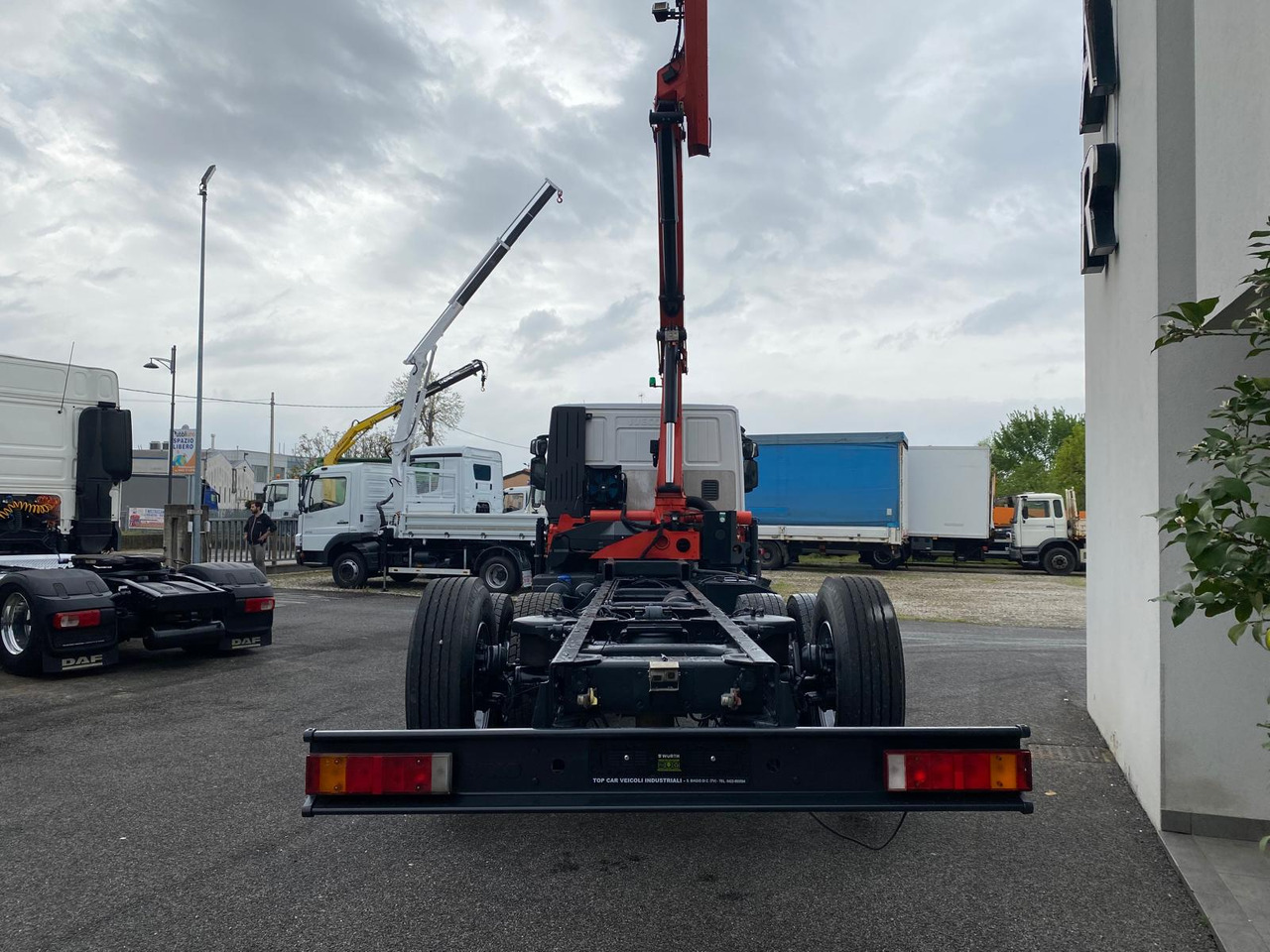 IVECO AT260S33 - Camion grue: photos 4 IVECO AT260S33 - Camion grue: photos 4