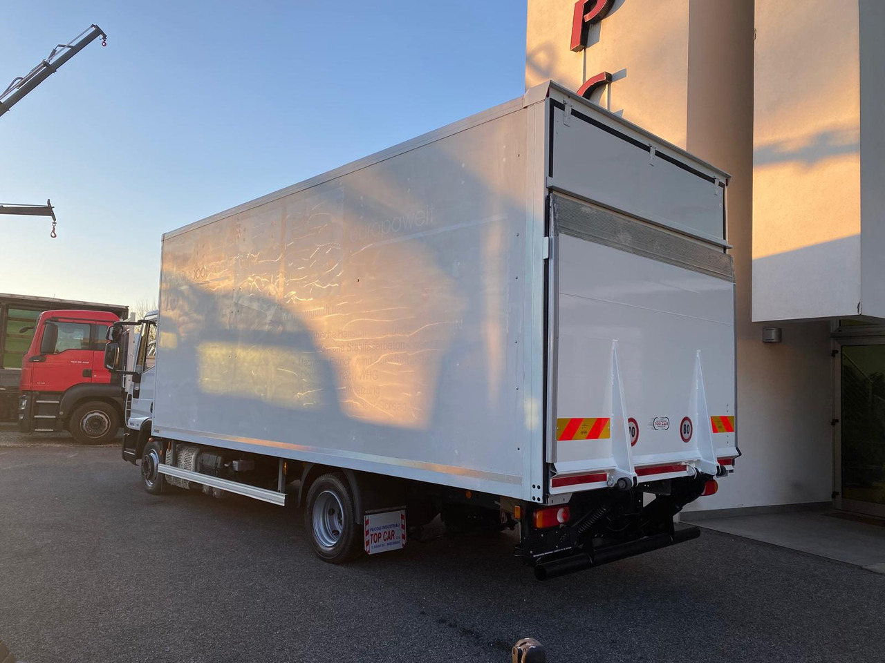 IVECO EUROCARGO 75E19 - Camion fourgon: photos 4 IVECO EUROCARGO 75E19 - Camion fourgon: photos 4