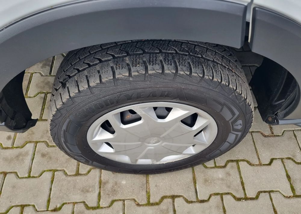 Fourgonnette Ford Transit: photos 20 Fourgonnette Ford Transit: photos 20