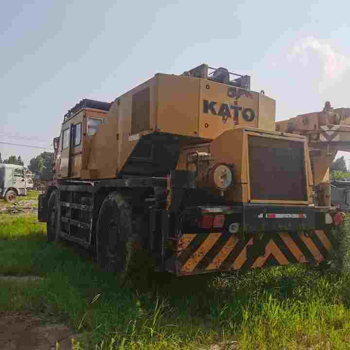 50 Ton Japan KATO Rough Crane Used 50 Ton KATO Truck Crane for Sale - Grue automotrice lente: photos 3 50 Ton Japan KATO Rough Crane Used 50 Ton KATO Truck Crane for Sale - Grue automotrice lente: photos 3