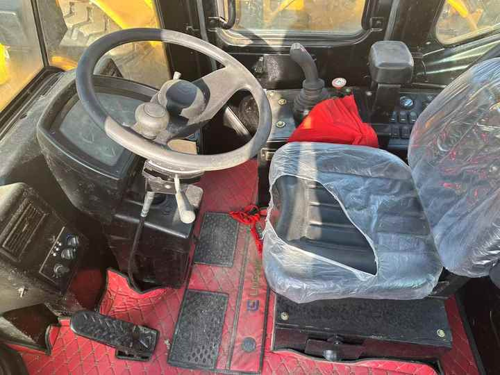 90% New CAT 950h Used Wheel Loader, Powerful, Low Price, and Very Good Quality - Chargeuse sur pneus: photos 3 90% New CAT 950h Used Wheel Loader, Powerful, Low Price, and Very Good Quality - Chargeuse sur pneus: photos 3