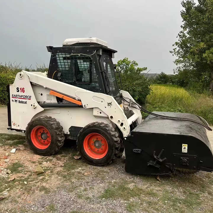BOBCAT Brand S16 Used Machine Hot Sale - Chargeuse sur pneus: photos 1 BOBCAT Brand S16 Used Machine Hot Sale - Chargeuse sur pneus: photos 1